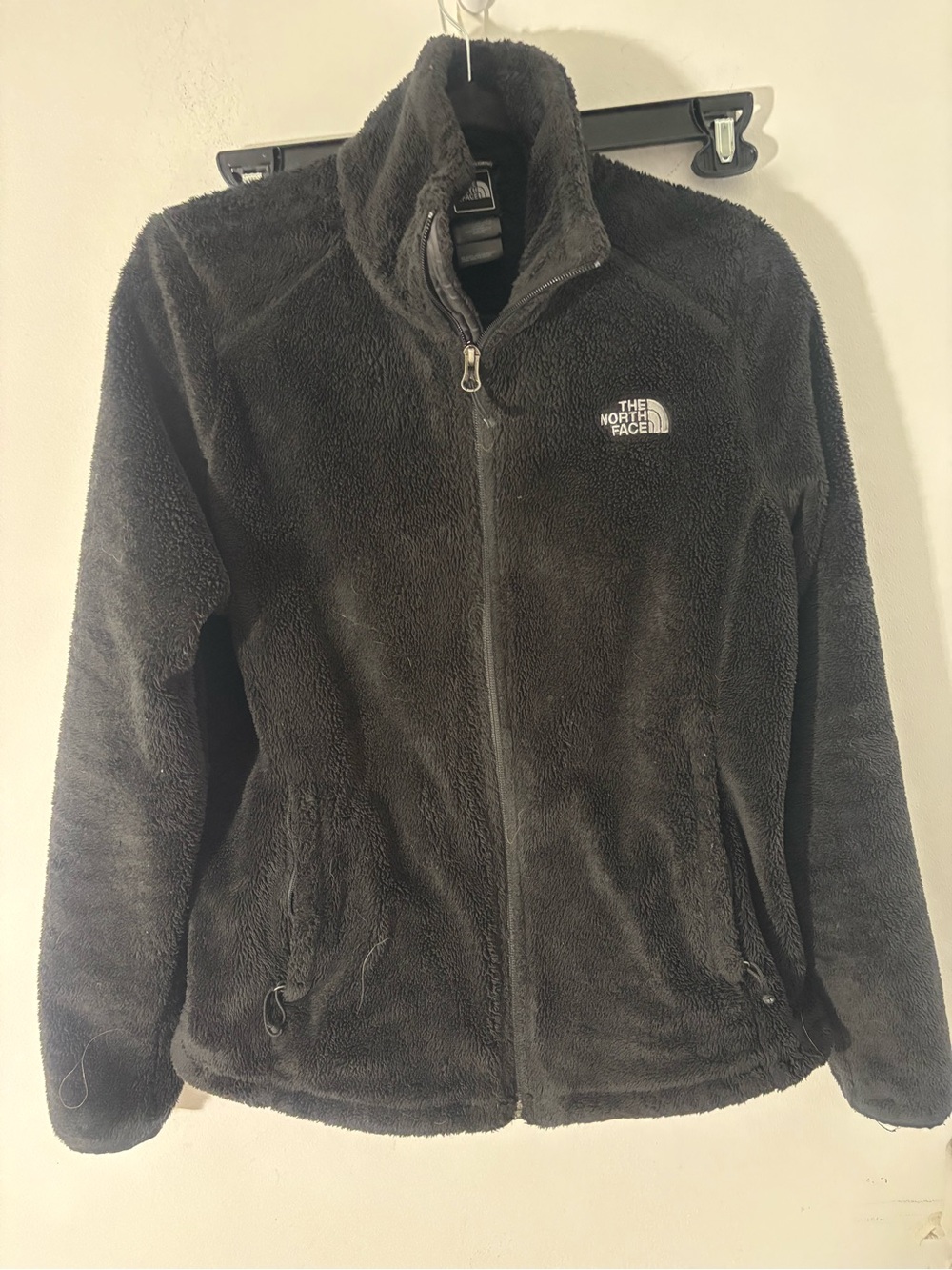 The North Face Women's Medium Osito Jacket Fuzzy Soft Zip Up Casual Black